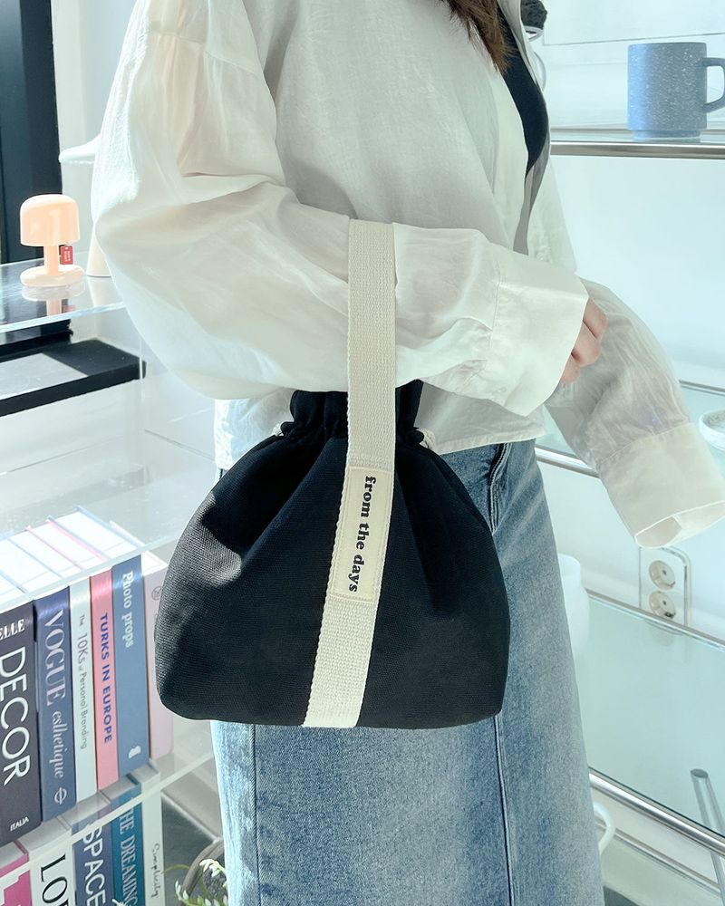 【MADE】Canvas Pouch Bag - Black