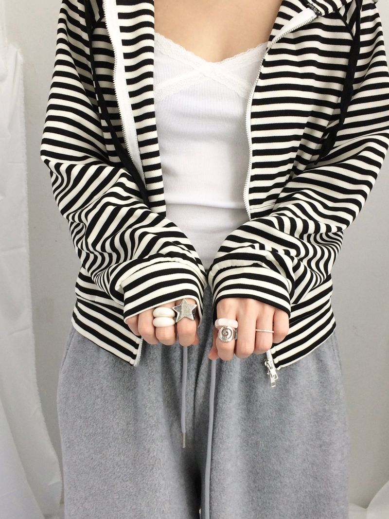 Stripe Semi-Crop Hooded Zip-Up