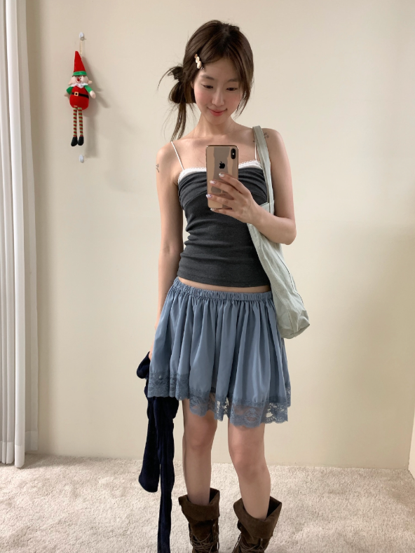 lace mini skirt