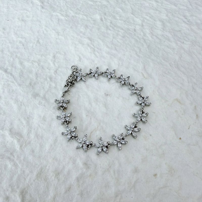 Crystal Bloom Bracelet