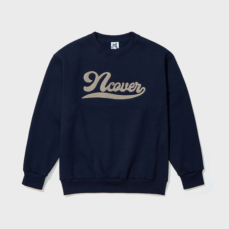 NCOVER(エンカバー)の「 SCRIPT LOGO SWEAT SHIRTS - NAVY(Tops)」