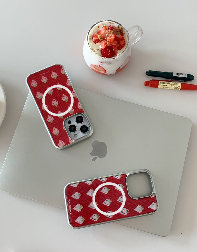  [MADE]ピンクストロベリー シルバー エポキシ MagSafeバンパー iPhoneケース