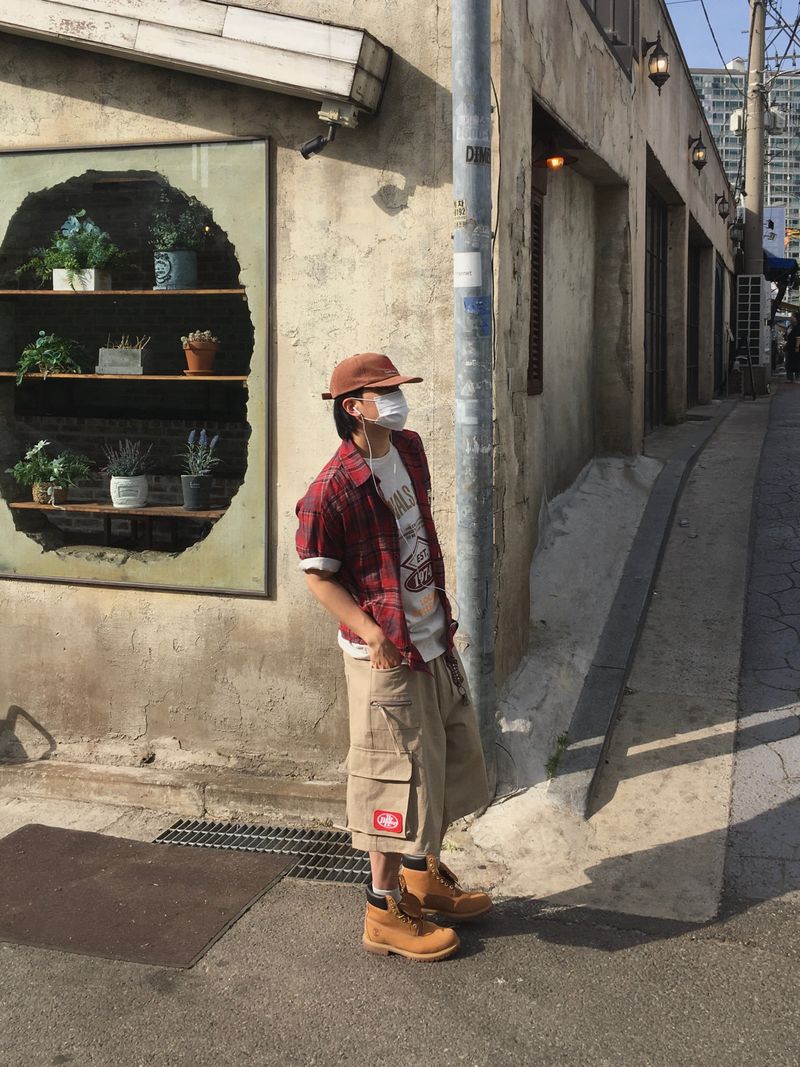 Kinch Pepper Cargo Bermuda Pants 2C