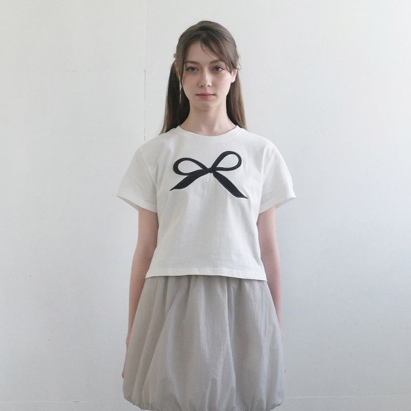 White Ribbon Semi-Crop T-Shrit