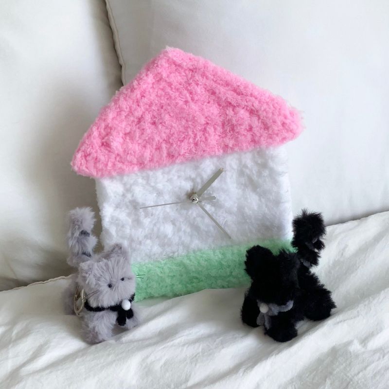 Sweet home clock