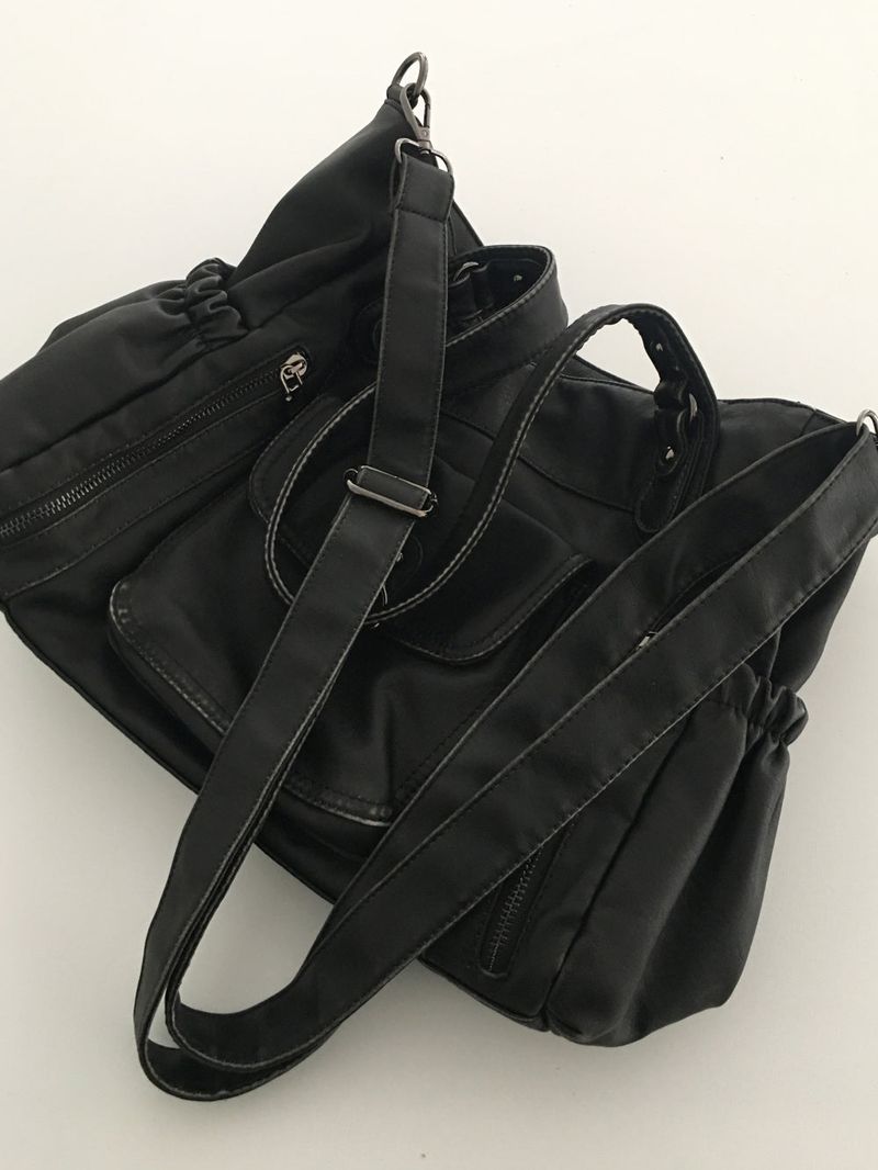 Vintage square leather bag