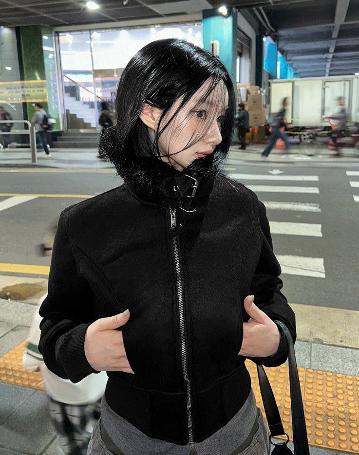hatsukoshi（ハツコシ）の「Deep Black Crop Fur Mustang（Jackets/Outerwear）」