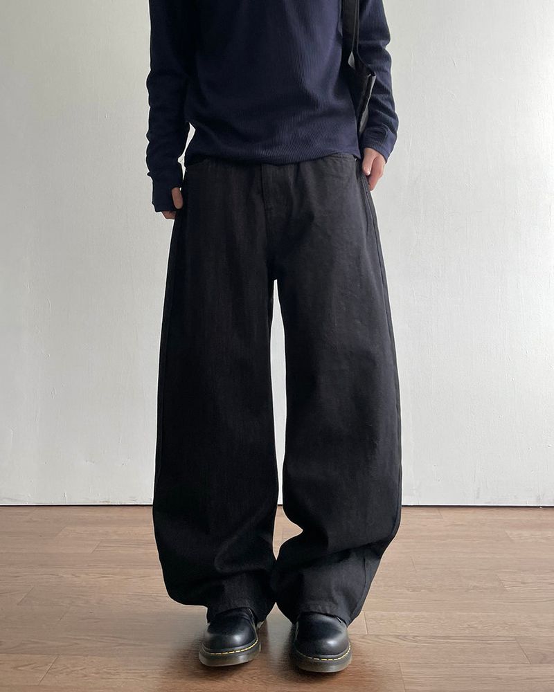 Roam Non-Fade Denim Pants