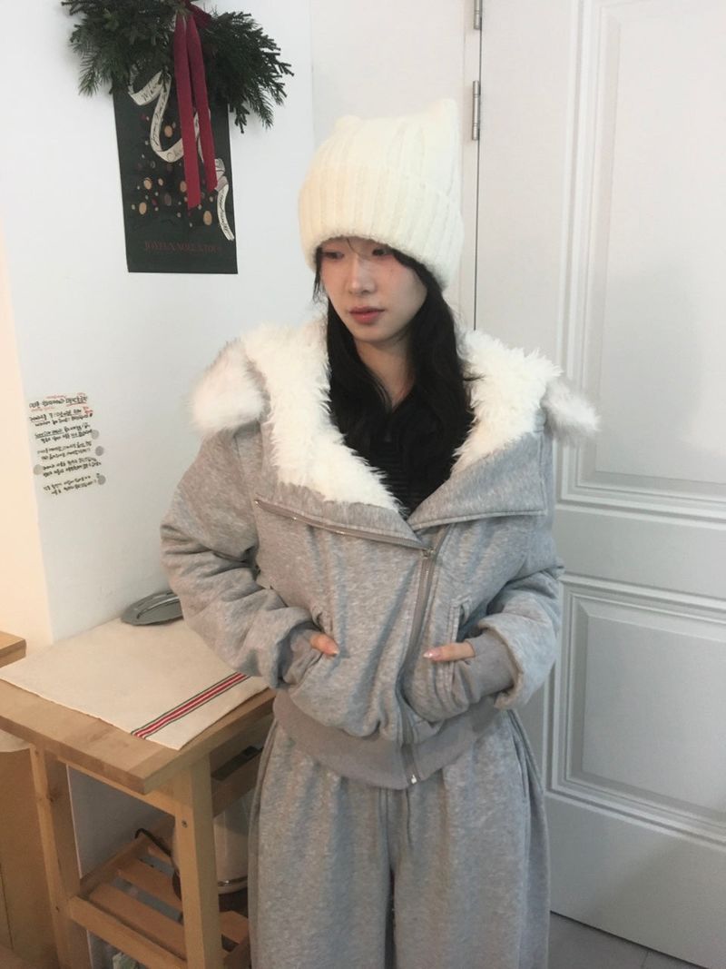 Fur zip-up set