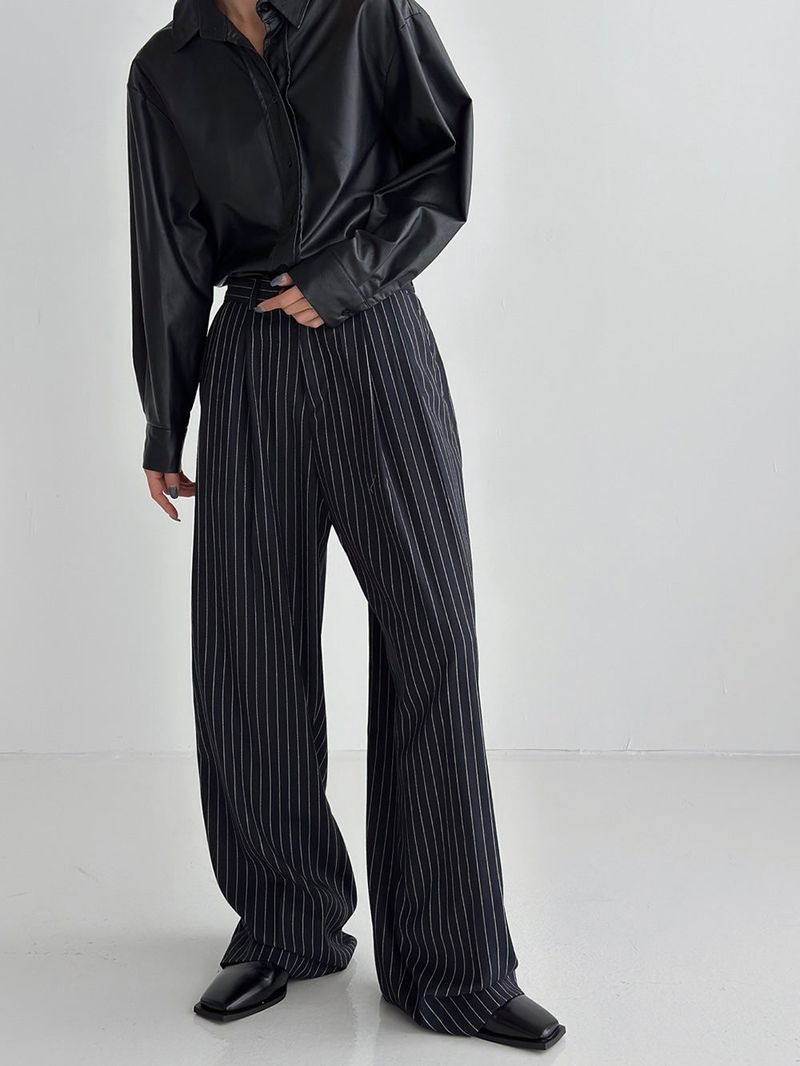 ASCLO（エジュクロ）の「Pleddy Stripe Back Banding Wide Slacks (2color)（Pants）」