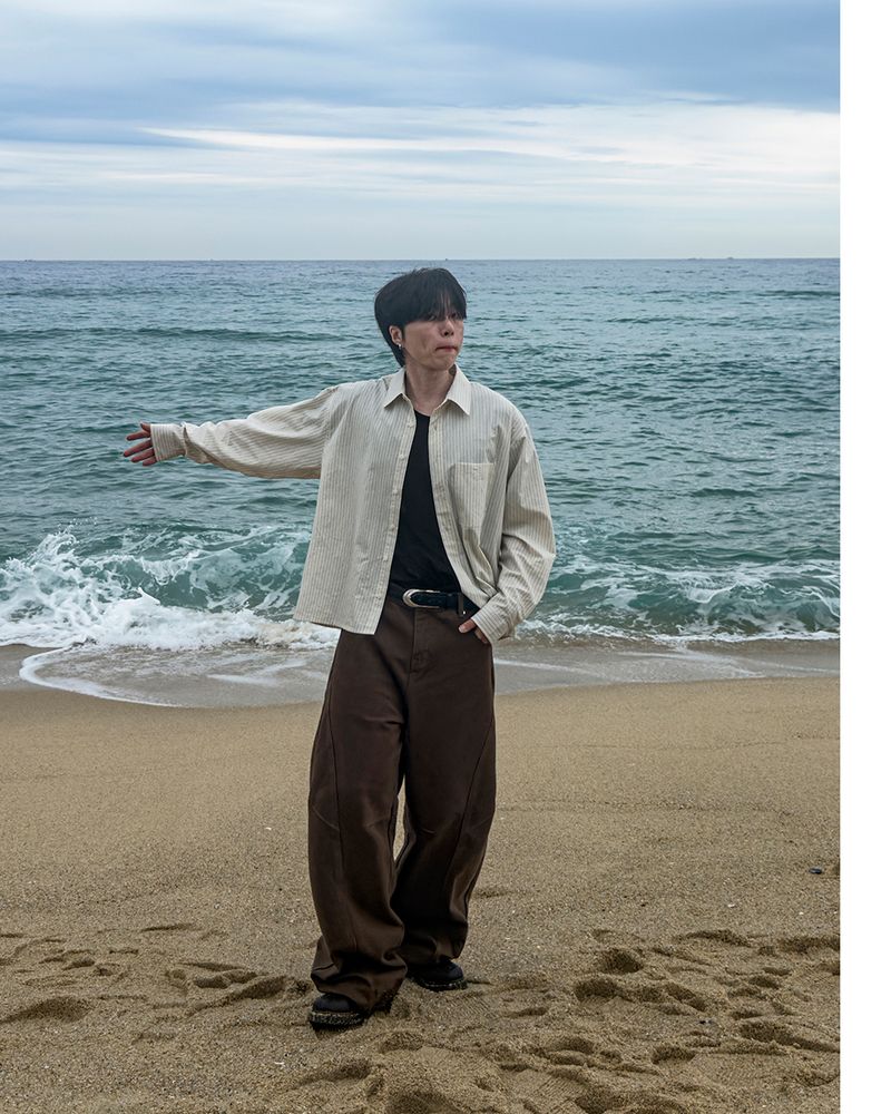 Orbit cut wide cotton pants