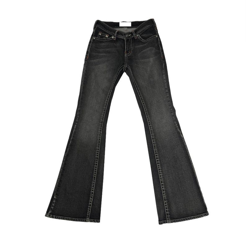 Betty low boots cut pants