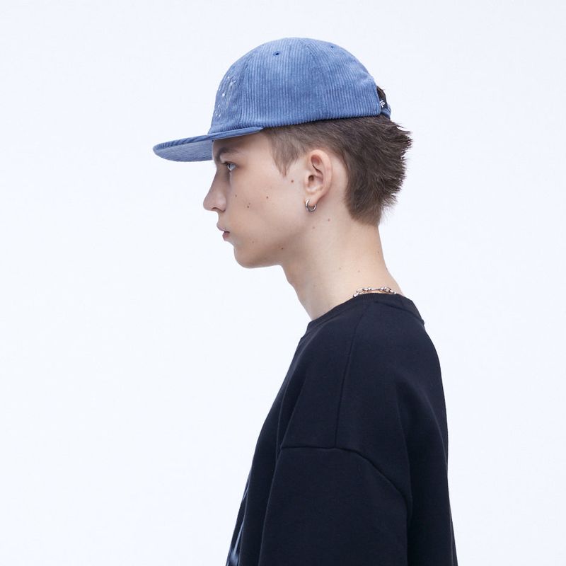 Illusion Corduroy Cap Light Blue