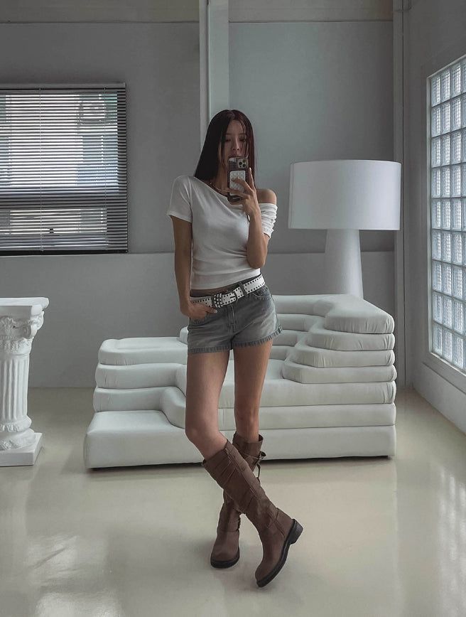 Mute Low Rise Short Denim Pants