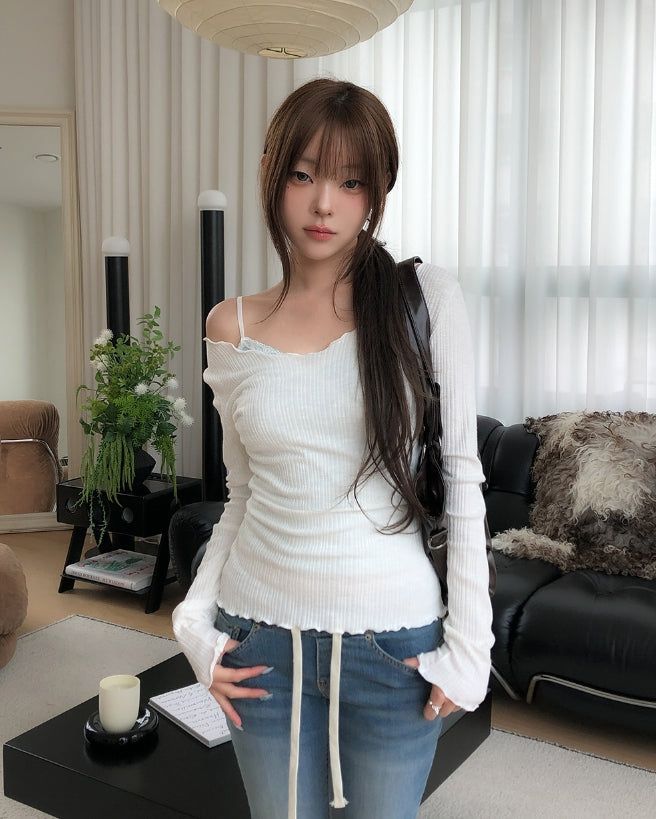 ULAN(ユレン)の「Heroni Ruffle Ribbed Long Sleeve(Tops)」