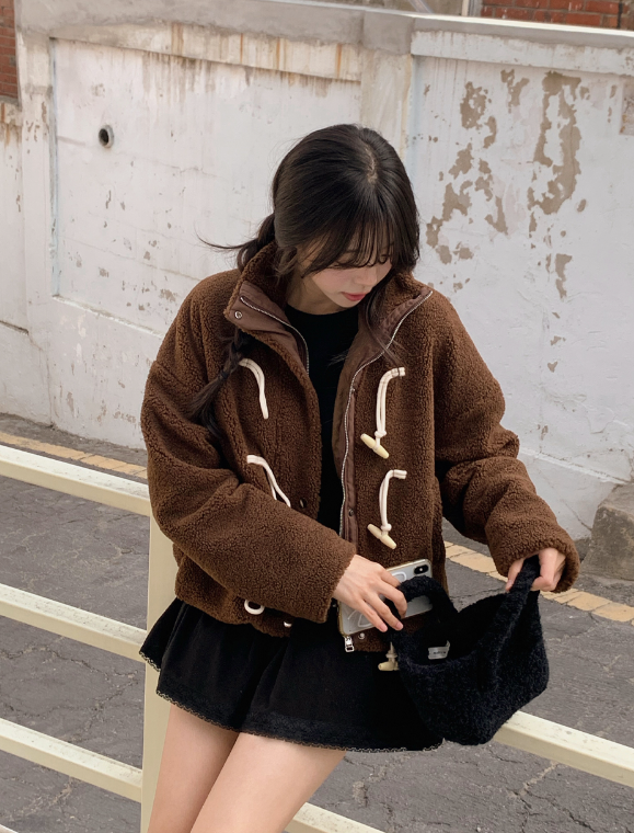 #Snow Boa Short Duffle Jumper (2color)