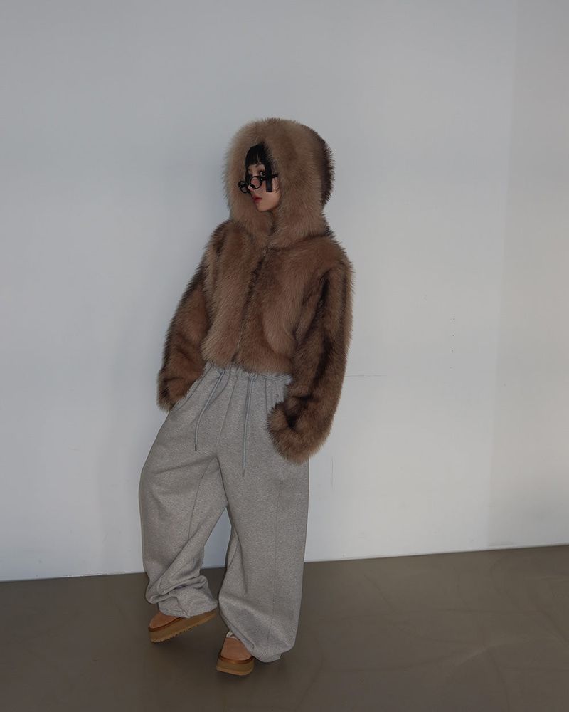 Like Hood Zip-Up Fur Jacket