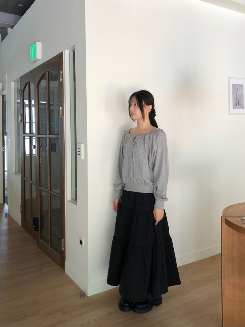 Eddie Off-Shoulder Sweatshirt (2 colors)