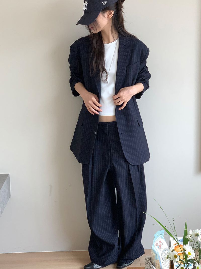 PAPERMOON PIN STRIPE PLEATE TROUSER