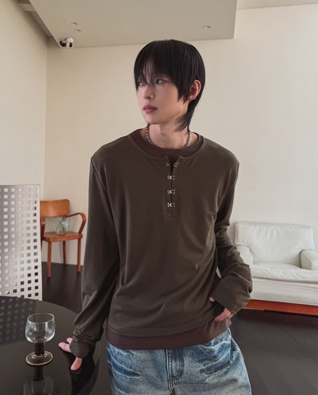 2PLAN（ツープラン）の「ルーキーズバックルレイヤード長袖Tシャツ（トップス）」