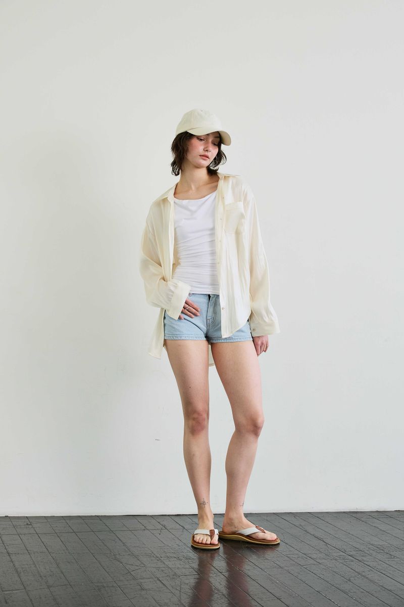 LUMINOUS OVERSIZED SHIRT / BEIGE