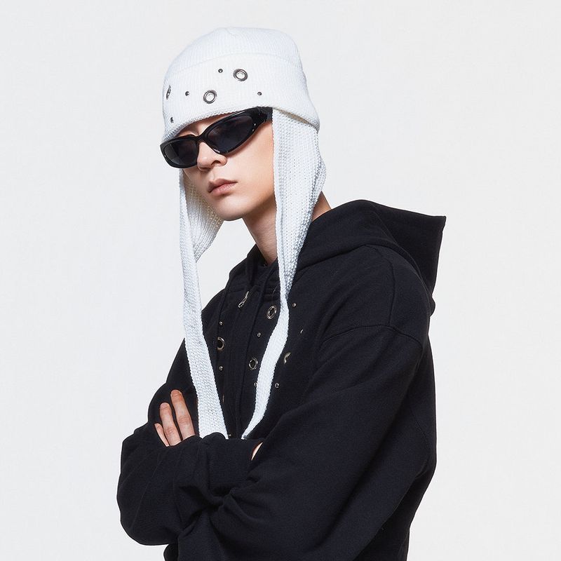 (DUC) Eyelet Stud Earflap Beanie White