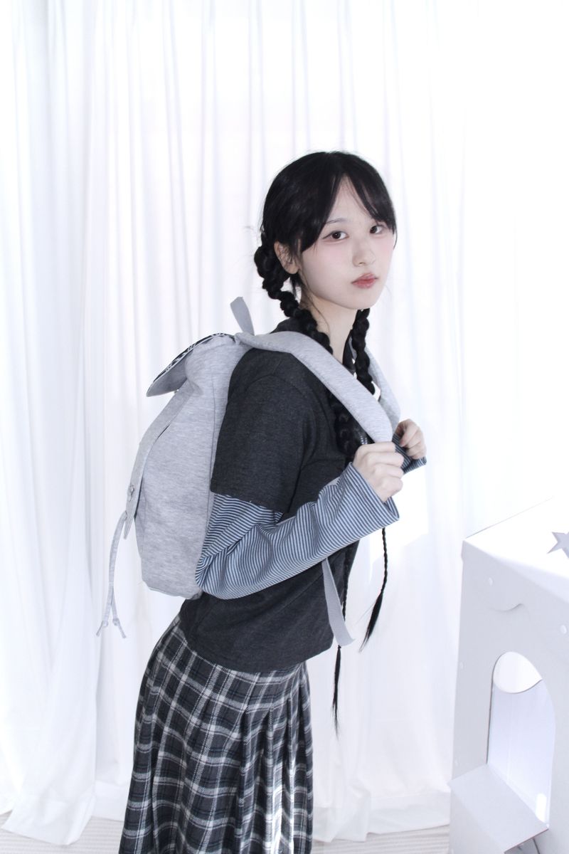 Rabbit Drop String Patch Backpack (2color)