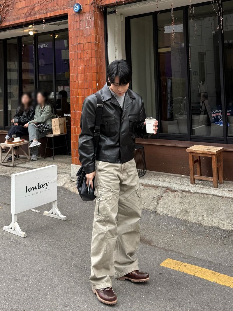 Twill curved wide cargo pants