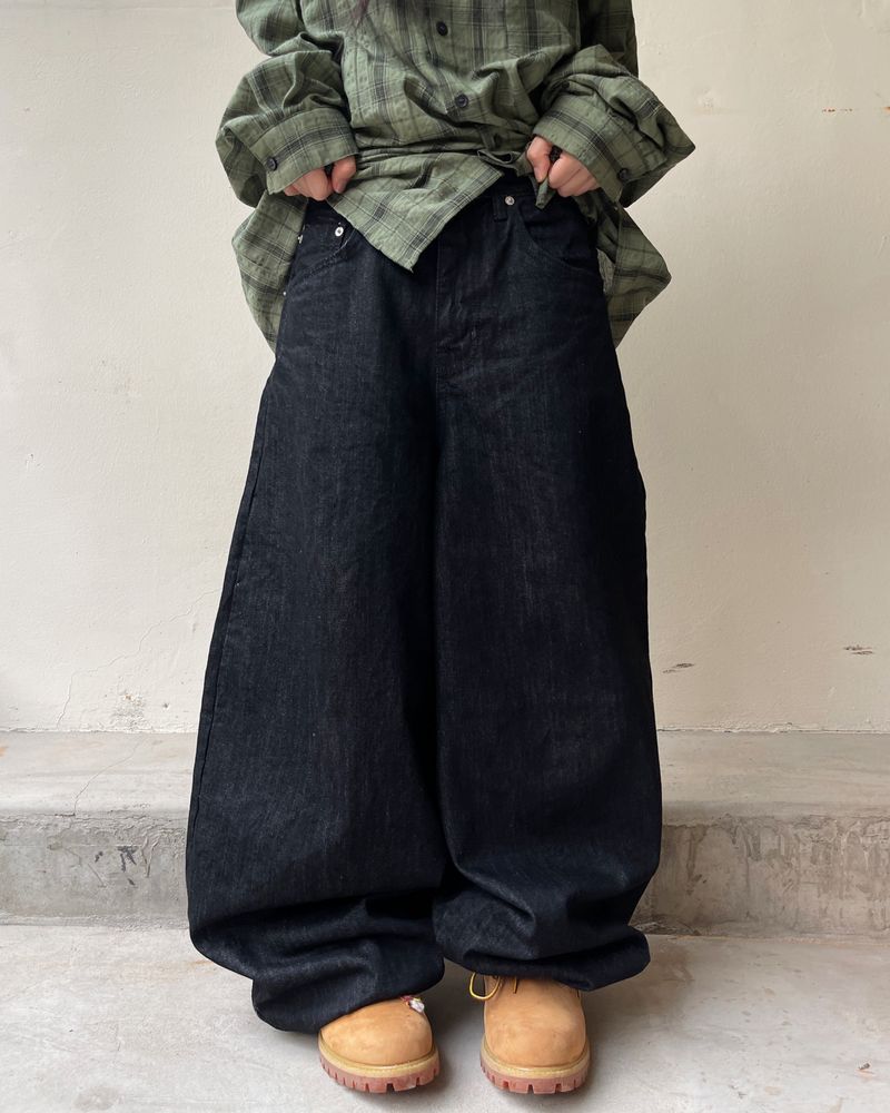 Leno black wide denim balloon pants