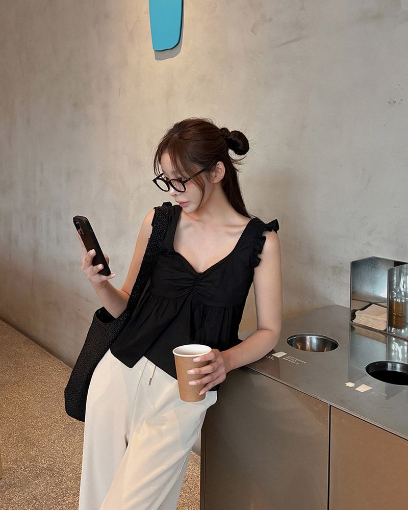 Bomi frill blouse