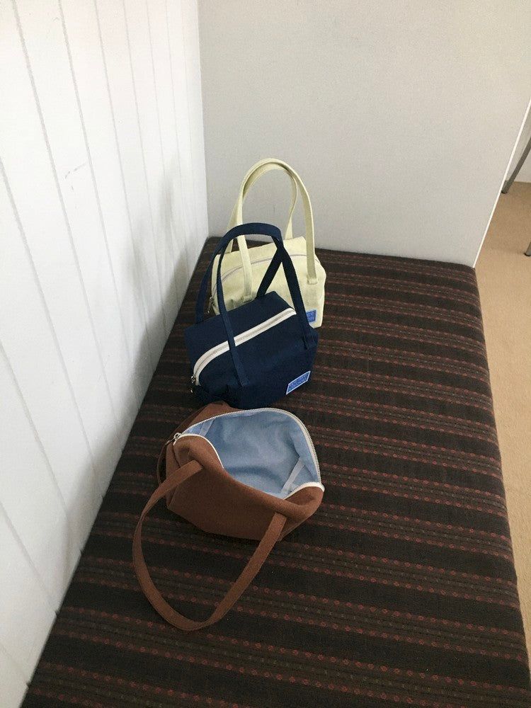 Handy pouch (brown)