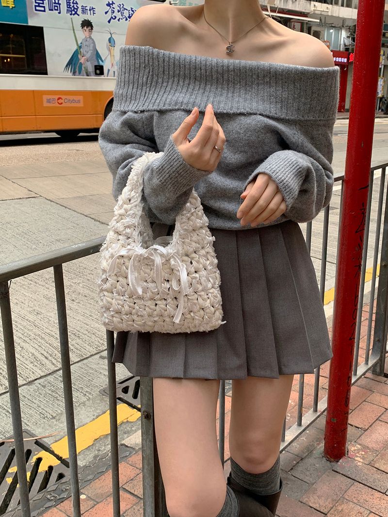 [MADE] PONIA OFF SHOULDER KNIT