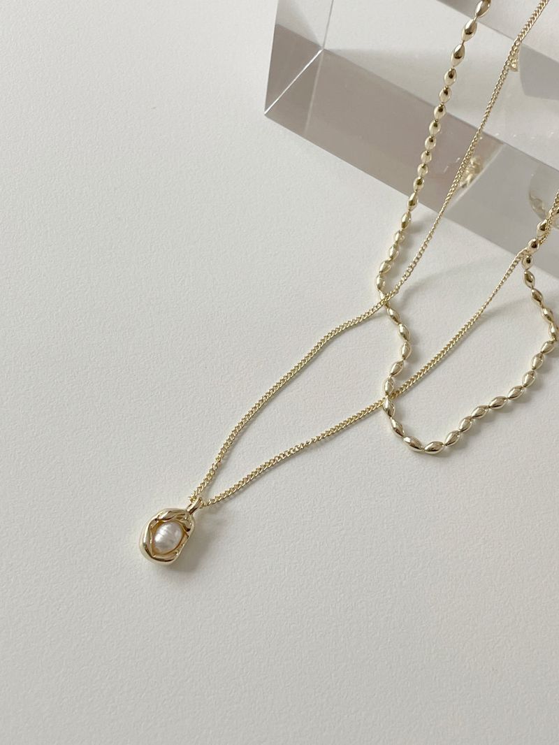 Pearl Shell Layered Necklace