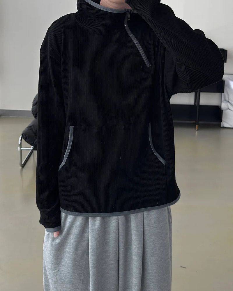 Terne ribbed diagonal zipper hoodie