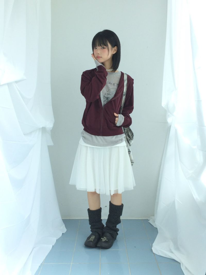 See-through curve layered skirt