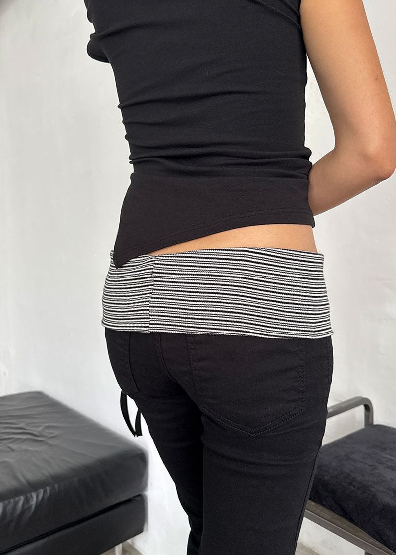 STRIPE FOLDING CAPRI PANTS