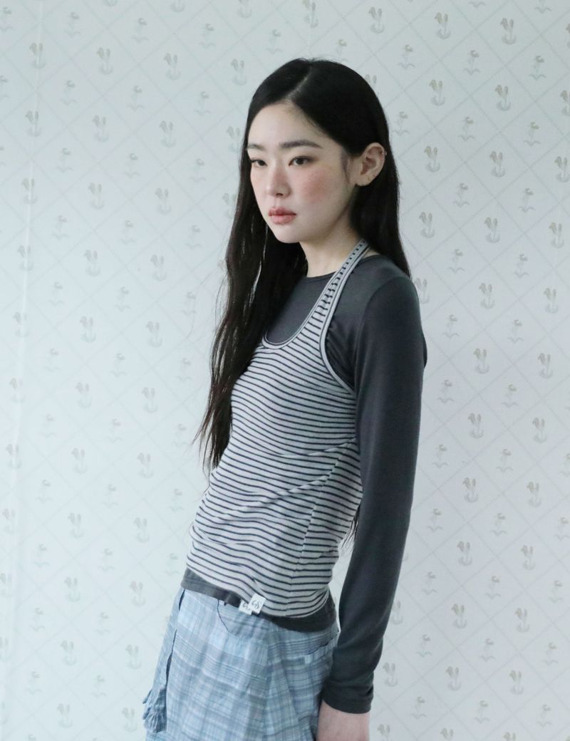 UGLYSHADOW（アグリーシャドウ）の「STRIPED HALTER NECK LAYERED T-SHIRT(GREY)（Tops）」