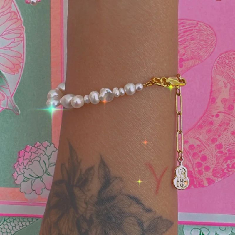 Pearly! Pearly! Bracelet