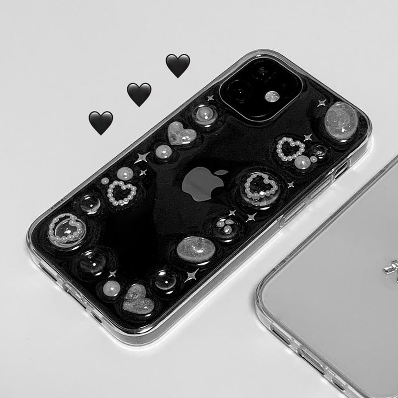 fogmoss（フォグモス）の「[MADE] White bubble Resin Case（Smartphone Accessories）」