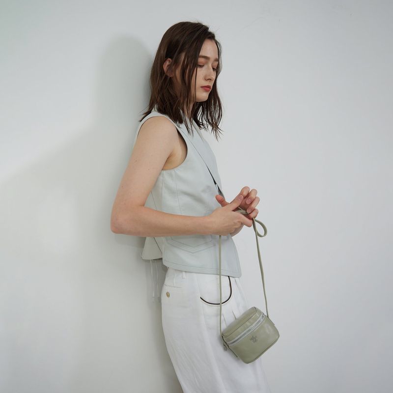 MAISON246（メゾン246）の「モエコスメティックミニバッグ（グレー）（バッグ）」