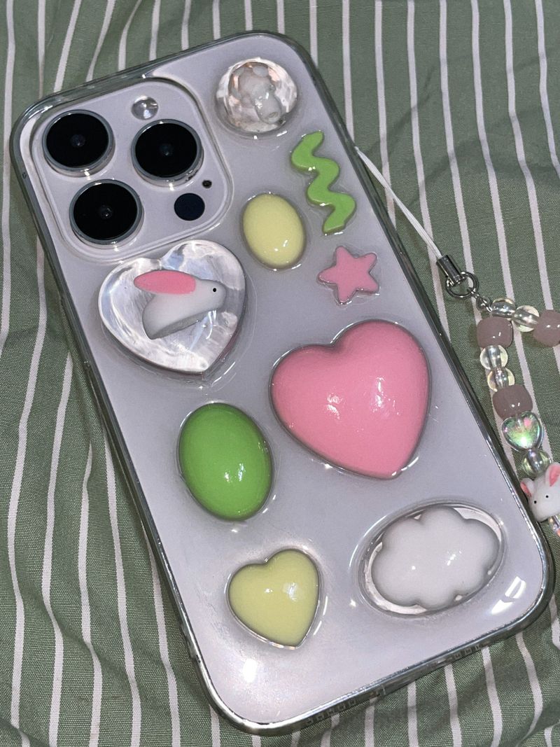 [made] Rabbit Village Phone Case