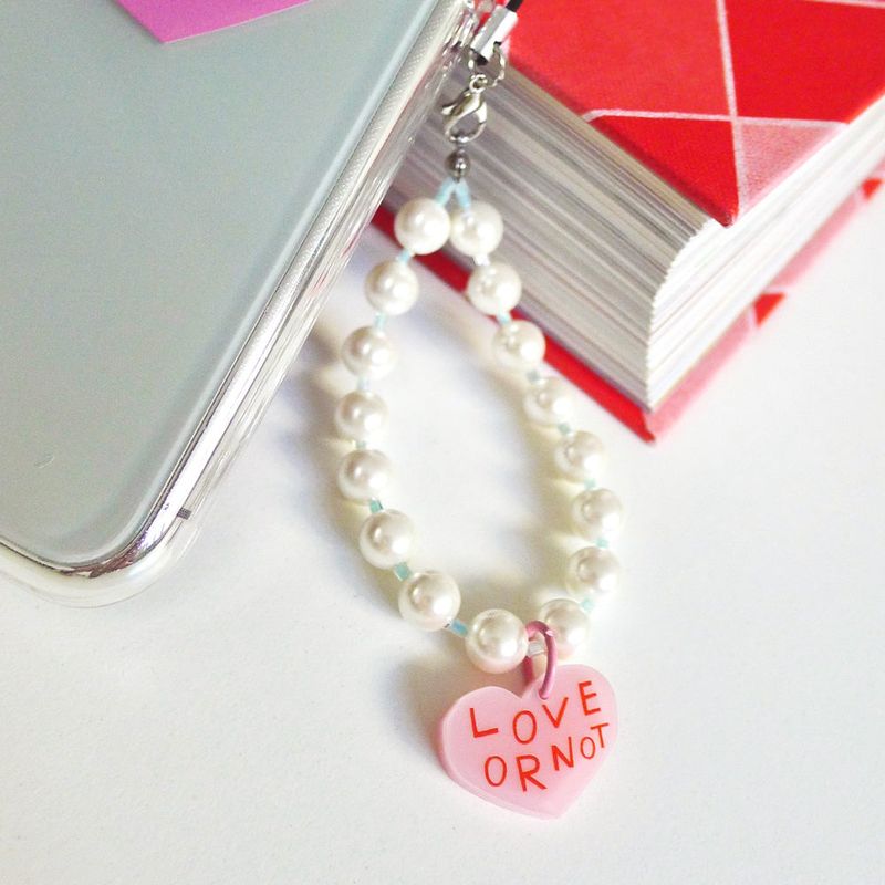 Love or not（ラブオアノット）の「[MADE]Pink Love-Pearl Sky Beads Strap（Toys/Key Holders）」