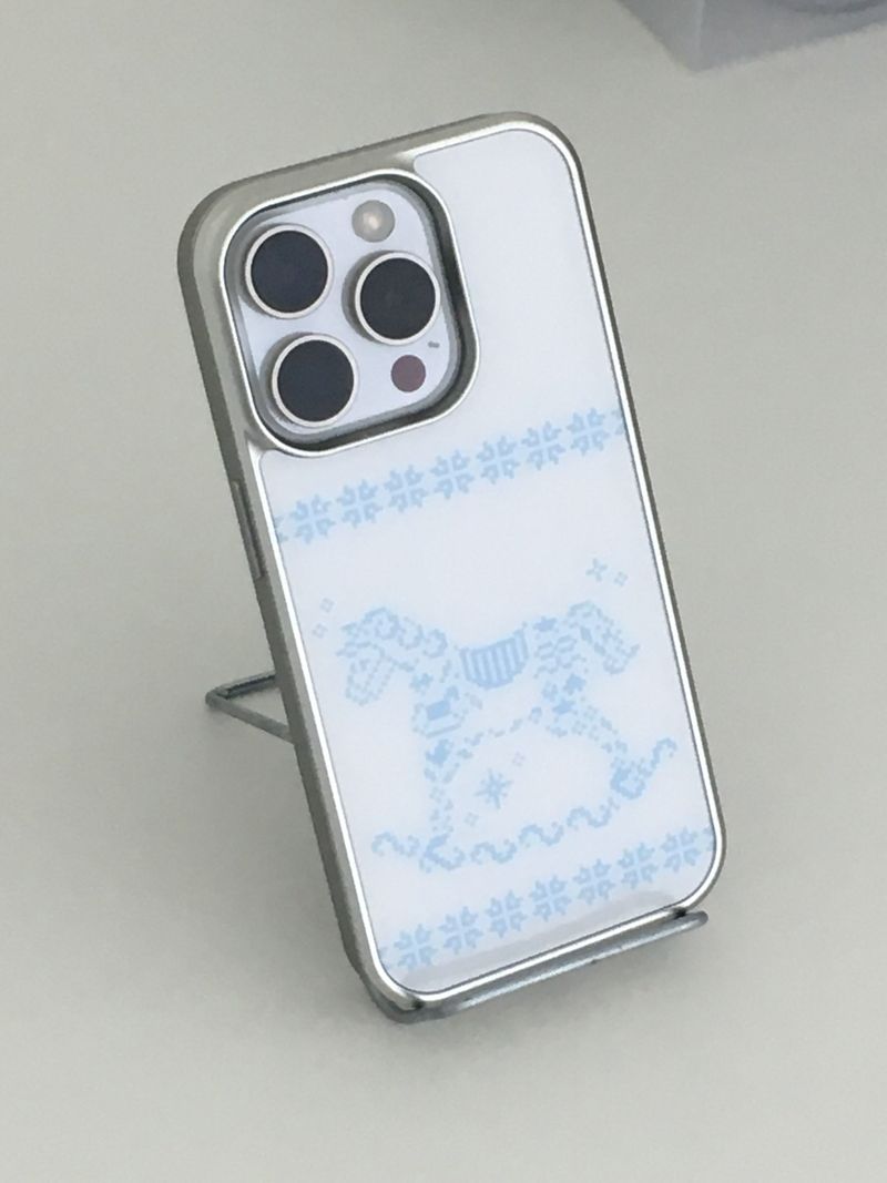 shop.nuee（ショップニュイ）の「ブルーホースケース (シルバーグラス)（スマホグッズ/小物）」