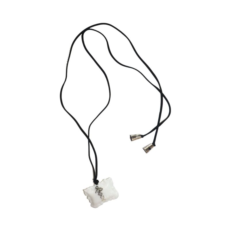 [MADE] Secret Tooth Pillow Necklace (White)