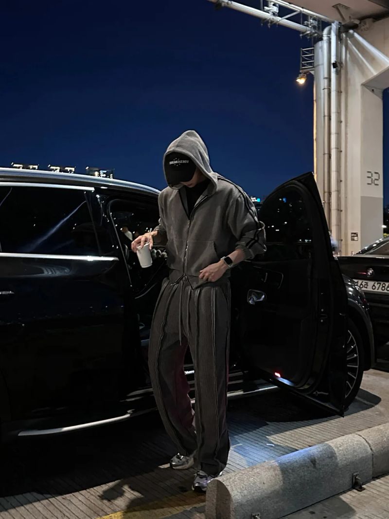 LMN Slay Velour Brushed Hooded Zip-Up (2 colors)