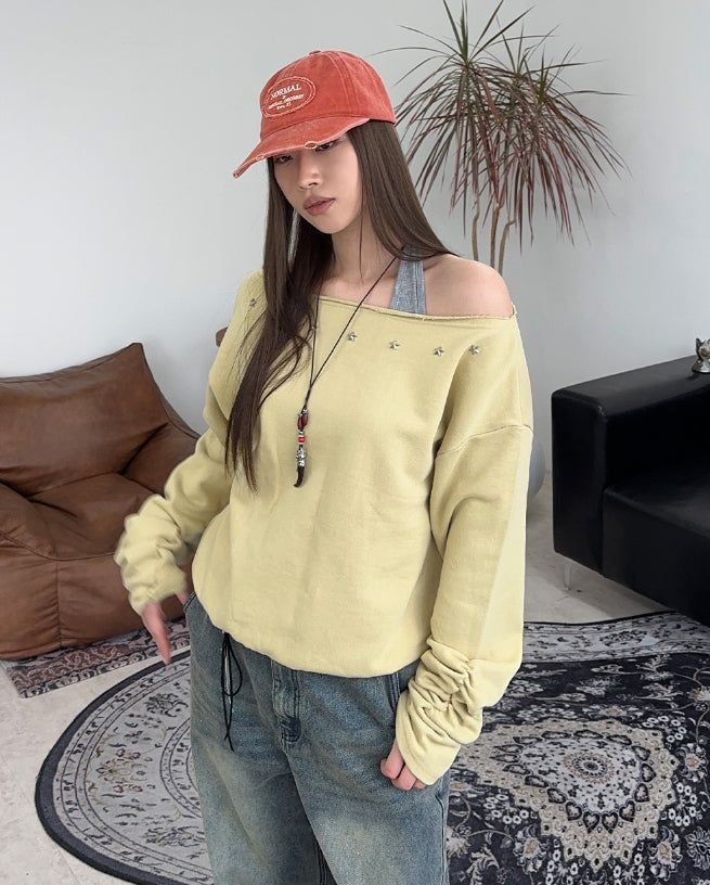 Kane Star Off-Shoulder Sweatshirt