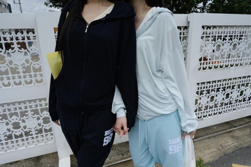cool loose hoodie