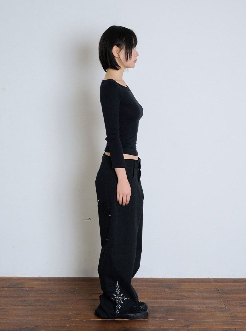 LOW-RISE FLOWER EMBROIDERY PANTS