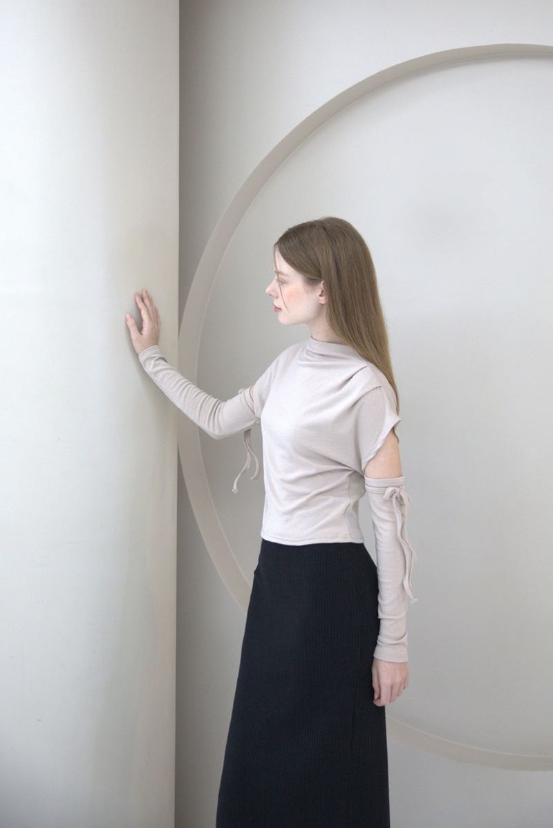 Half Neck Cut-out T-shirt Beige