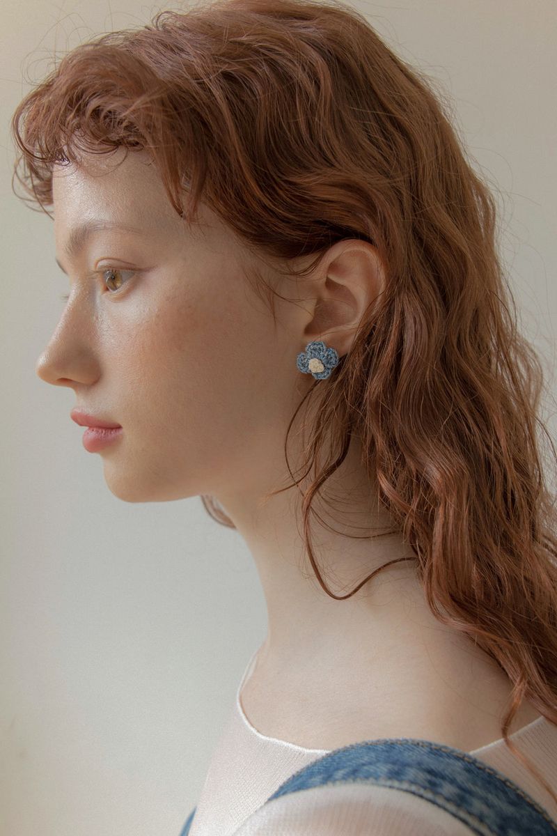 Vintage knit flower earring (Denim)